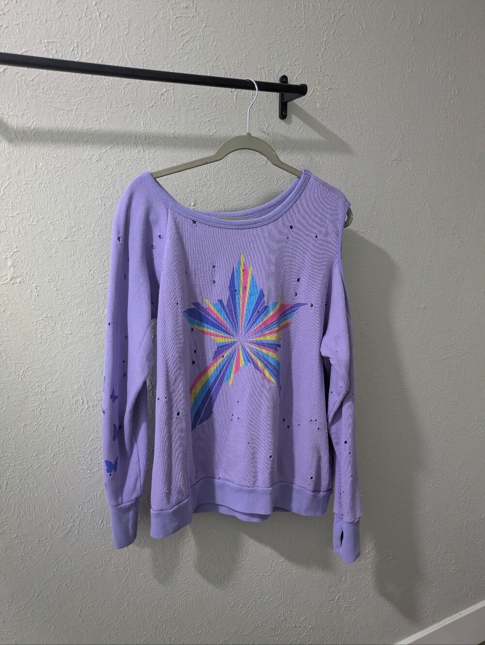 Lauren Moshi Lavender Graphic Starburst Cold Shoulder Pullover Sweatshirt
